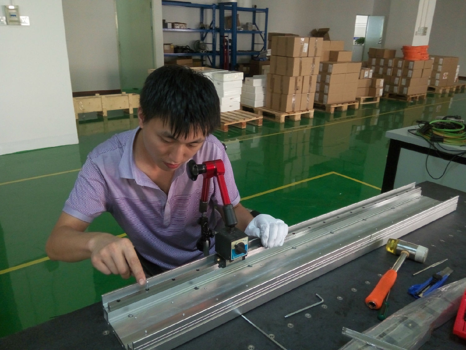 深圳哪家直線電機(jī)平臺(tái)做的好些？